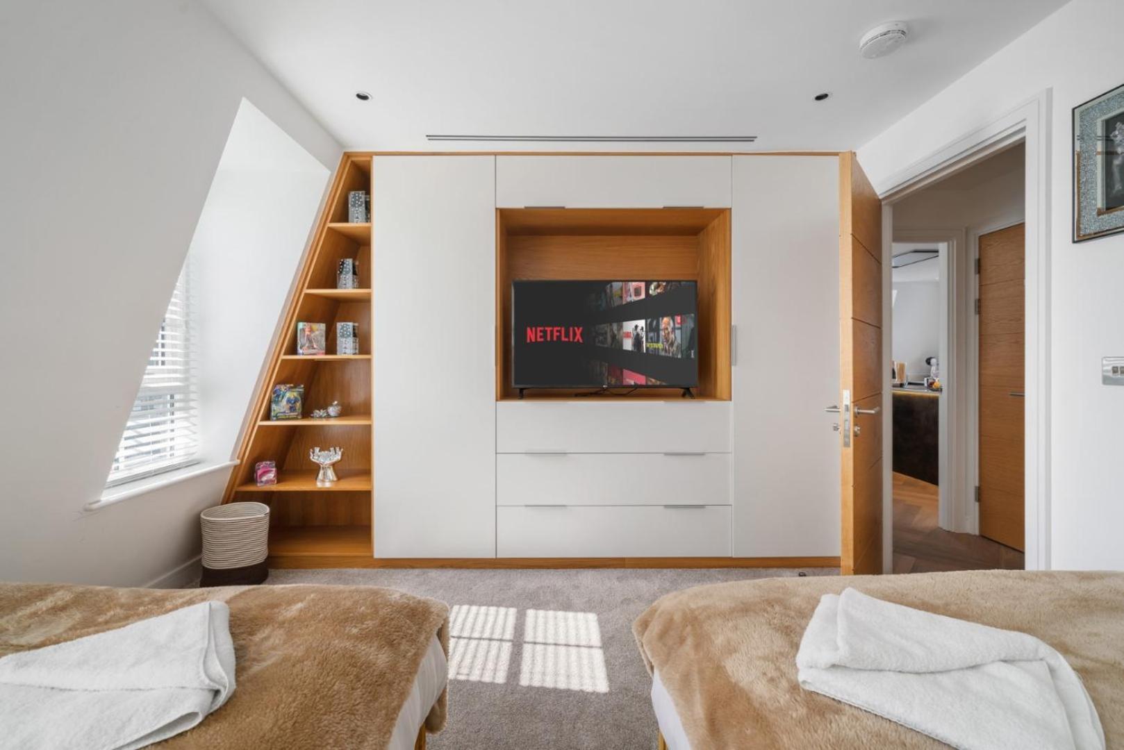 Elegant 3-Bedroom Penthouse In Marble Arch 70 London Bagian luar foto