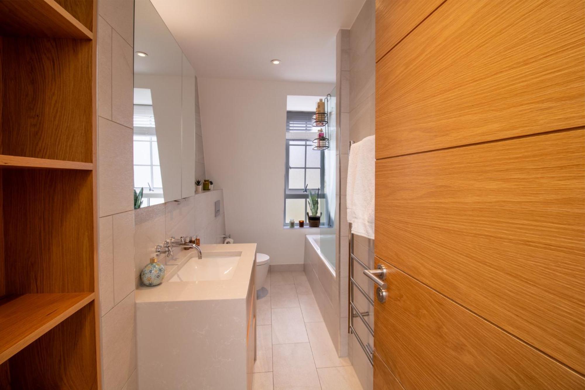 Elegant 3-Bedroom Penthouse In Marble Arch 70 London Bagian luar foto